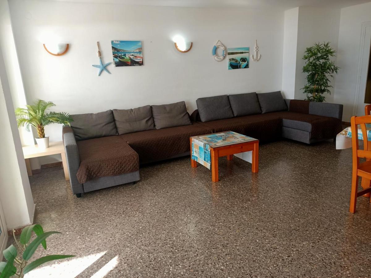Piso Jover Alojamiento Para Mayores De 25 Anos !! Lloret de Mar Kültér fotó